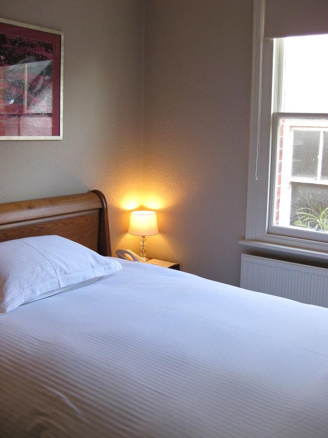 Amherst Guesthouse ريدينج المظهر الخارجي الصورة